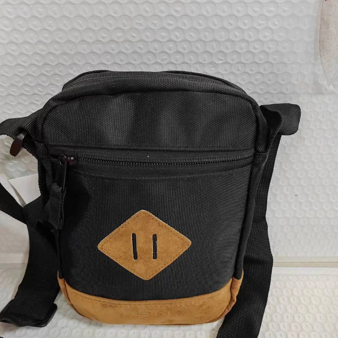 新款时尚单肩斜跨包10401