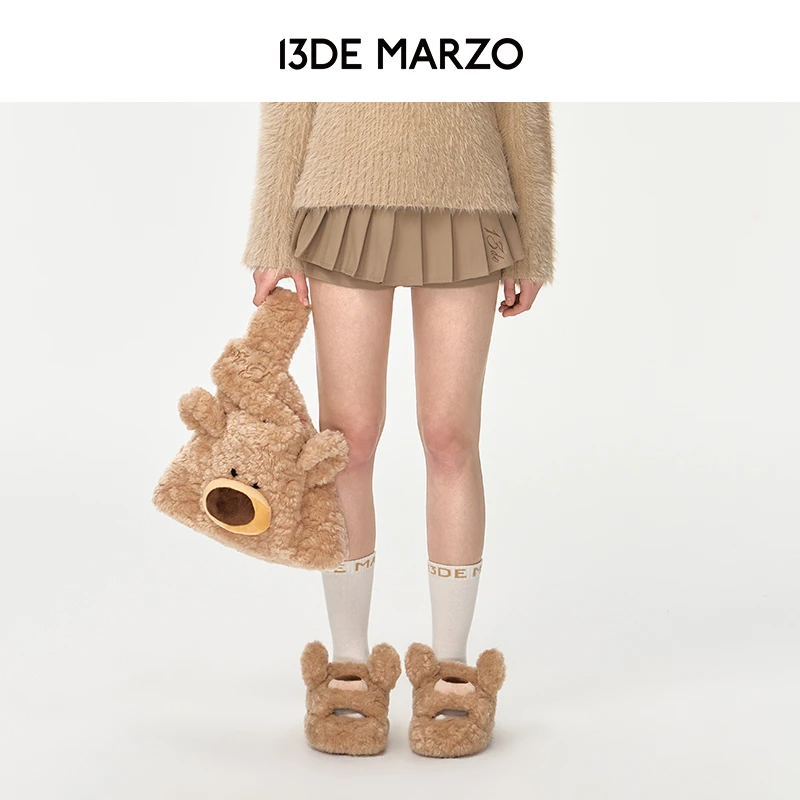 13DE MARZO男女同款 秋冬新款穿越玩偶毛绒手拿包百搭手提包