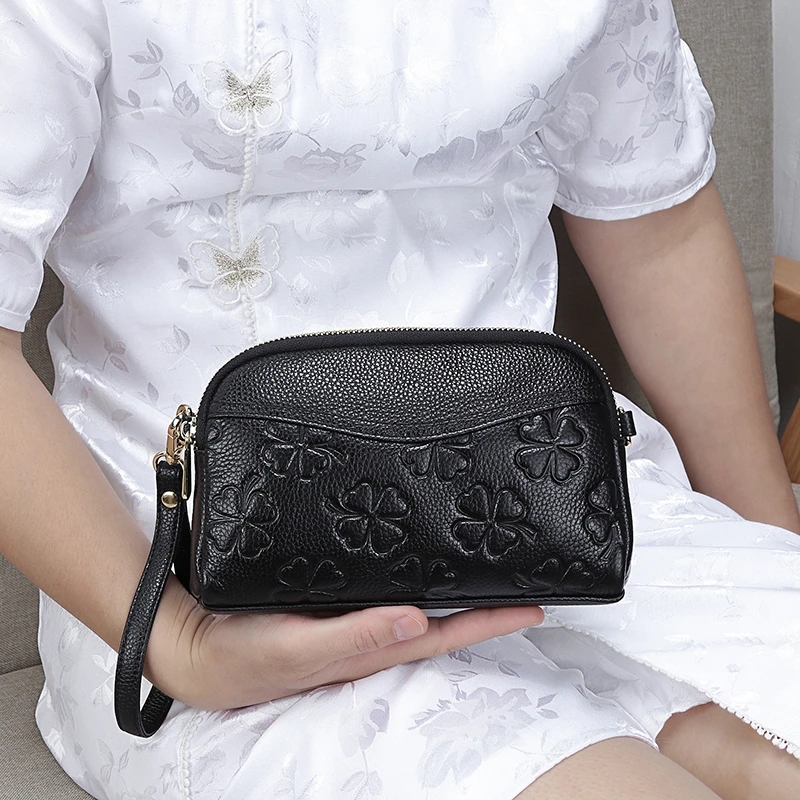 轻便迷你手拿包2023新款时尚百搭四叶草真皮单肩包双层拉链斜挎包