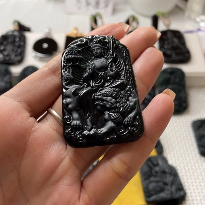 【闪购商品】翡翠颈饰未镶嵌唐*铭