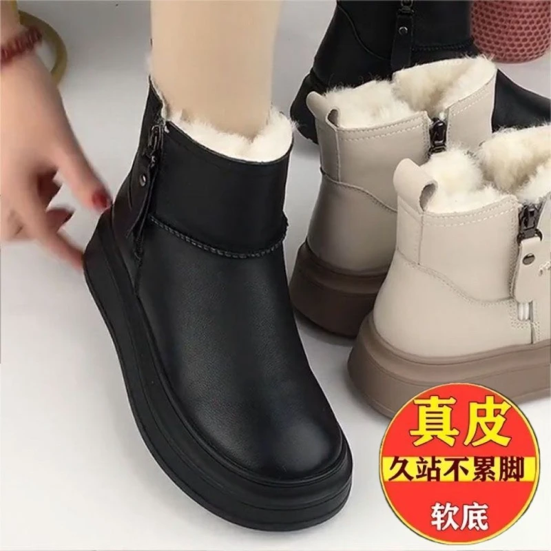 品牌断码真软皮新款女厚底百搭防滑皮面女短靴东北特厚加绒雪地靴
