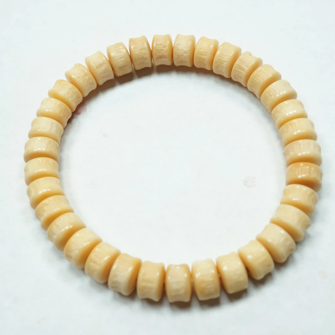 《小鱼文玩》G018保真龙脊菩提老料龙嘎题材8.5*6mm左右一条