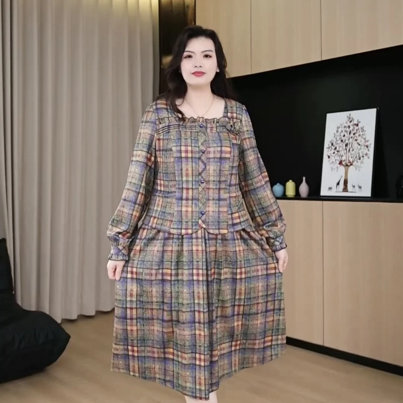 胖依依大码女装秋冬新款显瘦百搭复古花色气质连衣裙ZB6226