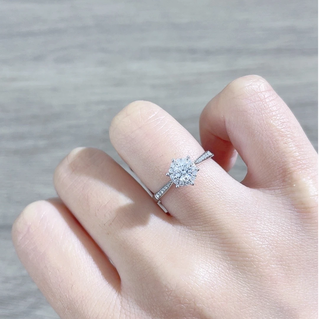 星光六爪30分12围一18k金天然钻石戒指DS24120009