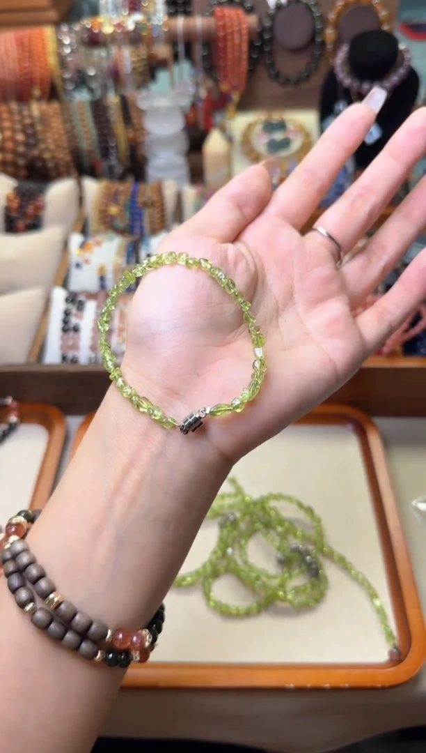 【闪购商品】橄榄石手链未镶嵌w27，橄榄石随行 多样性发一