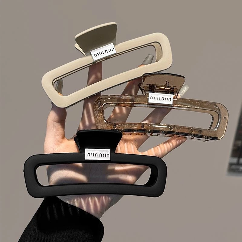 高级感字母抓夹多发量13cm大号鲨鱼夹优雅气质磨砂发抓后脑盘发夹