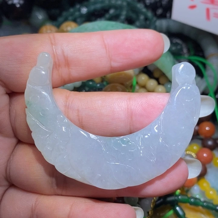 翡翠颈饰未镶嵌保真天然A货翡翠