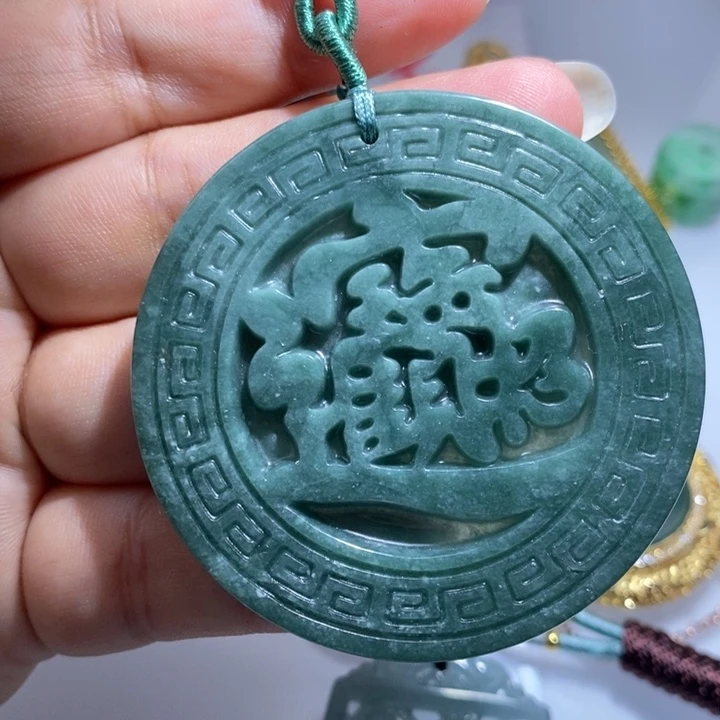 翡翠颈饰未镶嵌保真天然A货翡翠