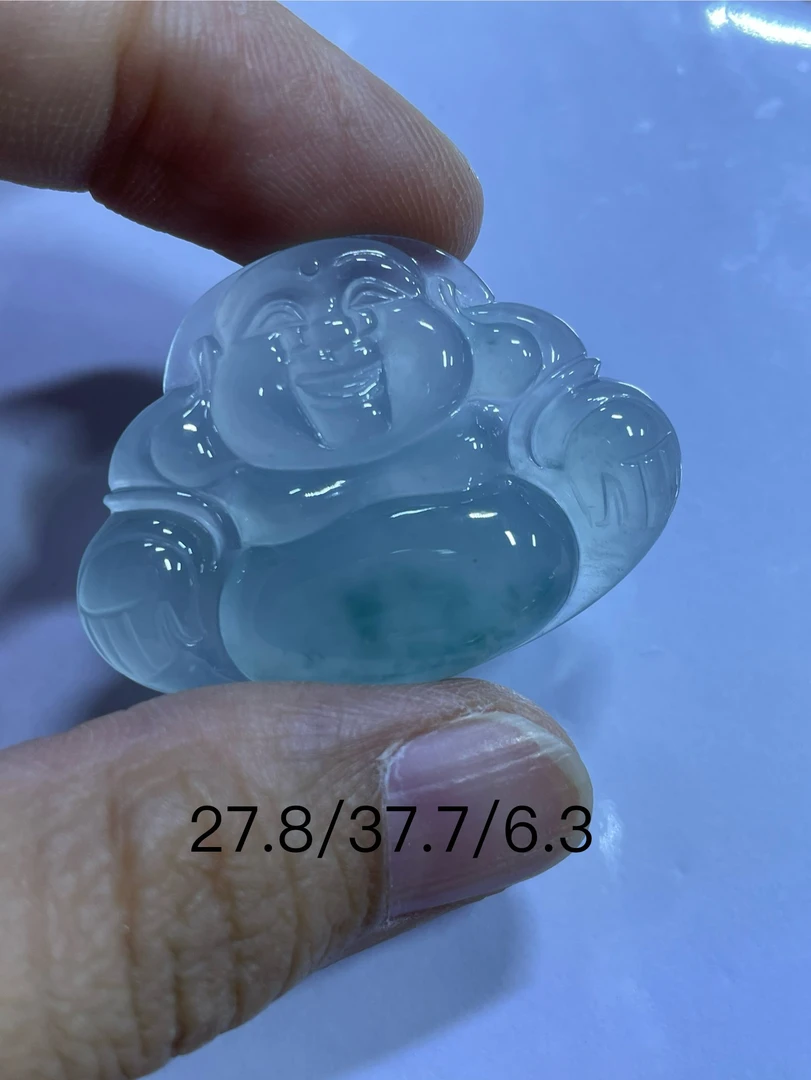 天然缅甸翡翠A货佛公吊坠，正冰种水，一刀切，完美，飘花，女士配戴