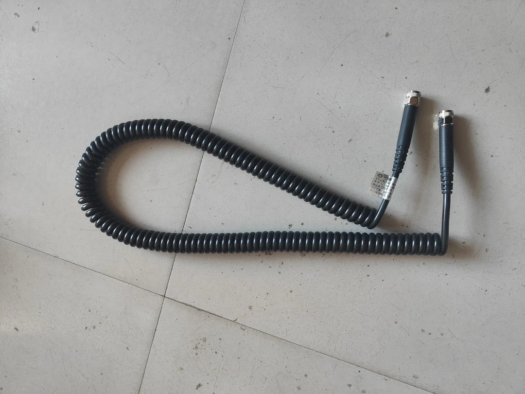 原厂J7倒车影像螺旋连接线