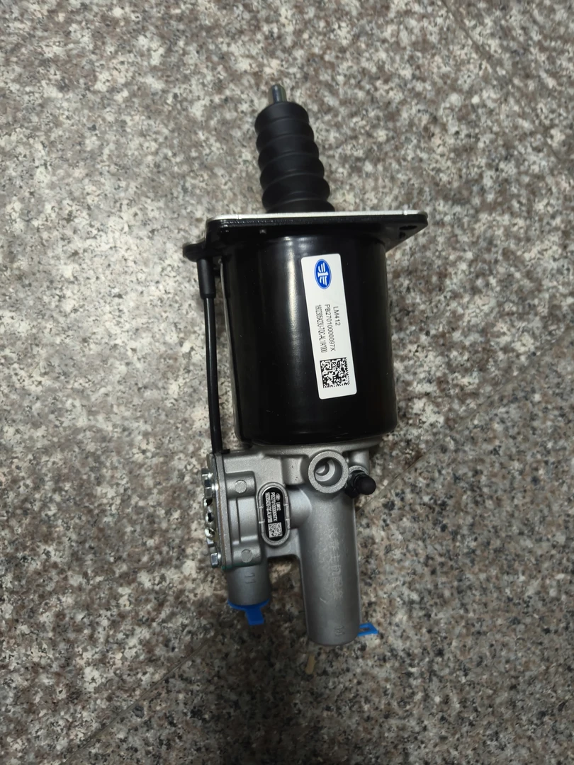 原厂J6L离合器分泵 23U