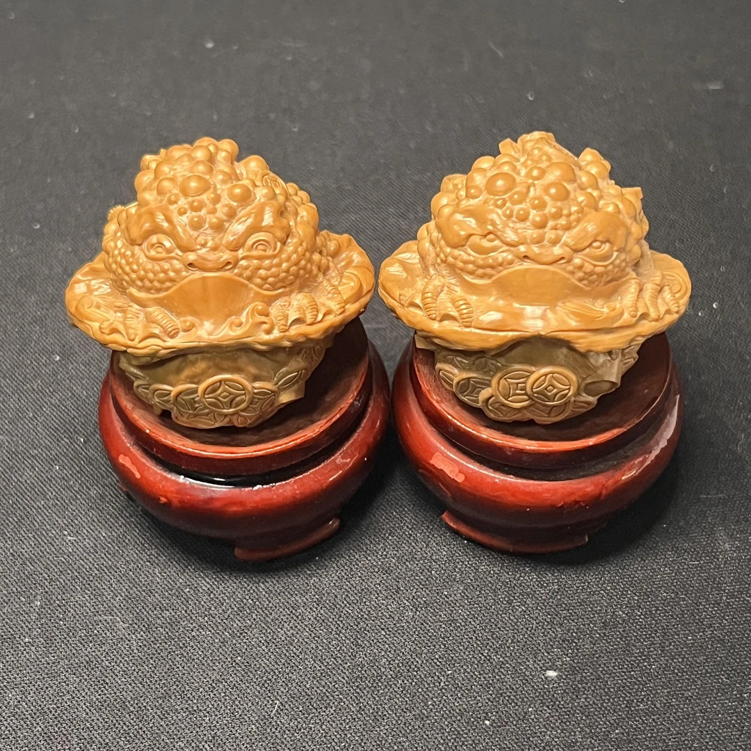 B01-B05白狮子核桃雕刻金蟾单面双面