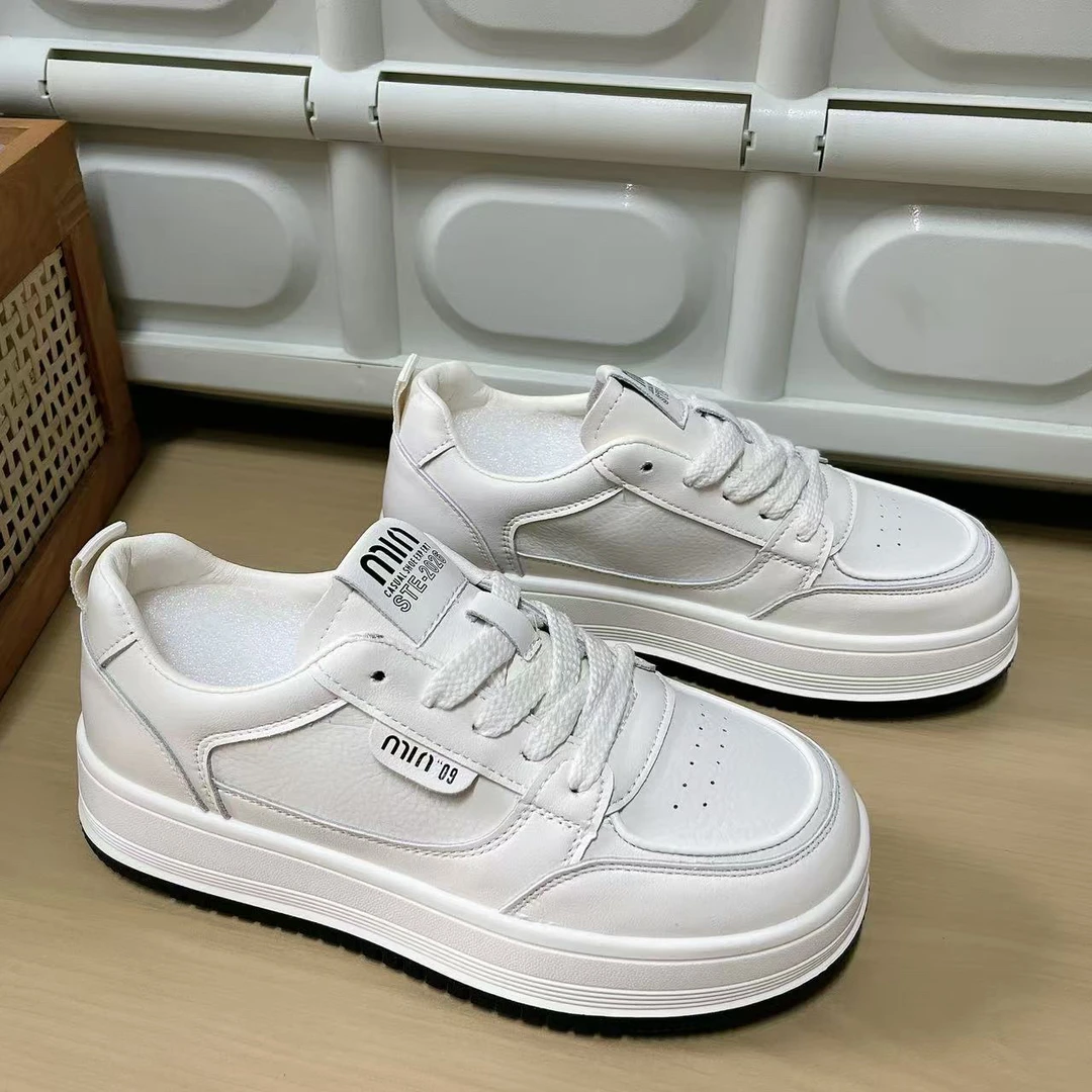 百搭厚底小白鞋时尚休闲舒适透气板鞋秋冬款