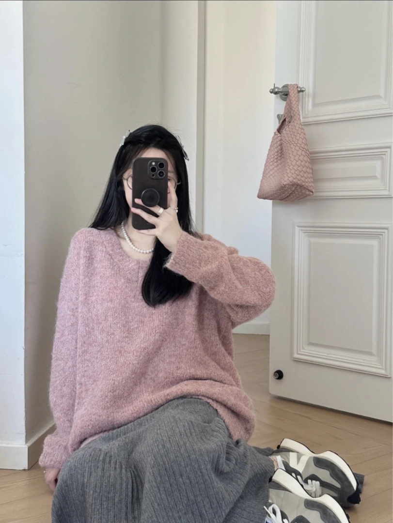 孕妇装秋冬韩系高级感加厚圆领毛衣女冬季高腰显瘦针织半身裙上衣