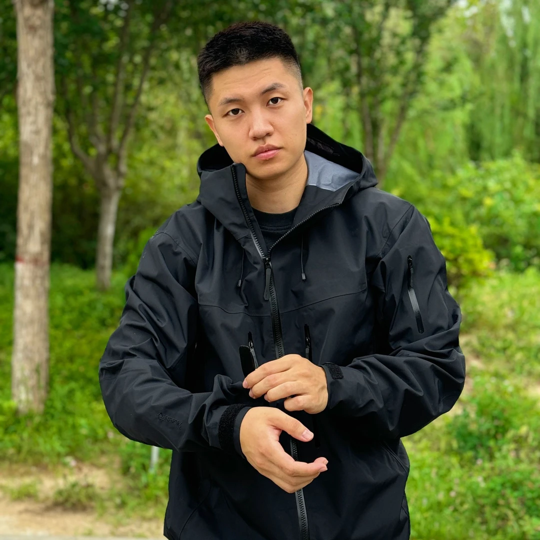 7代全溢胶硬壳男女同款运动透气户外防风防水连帽冲锋衣夹克登山