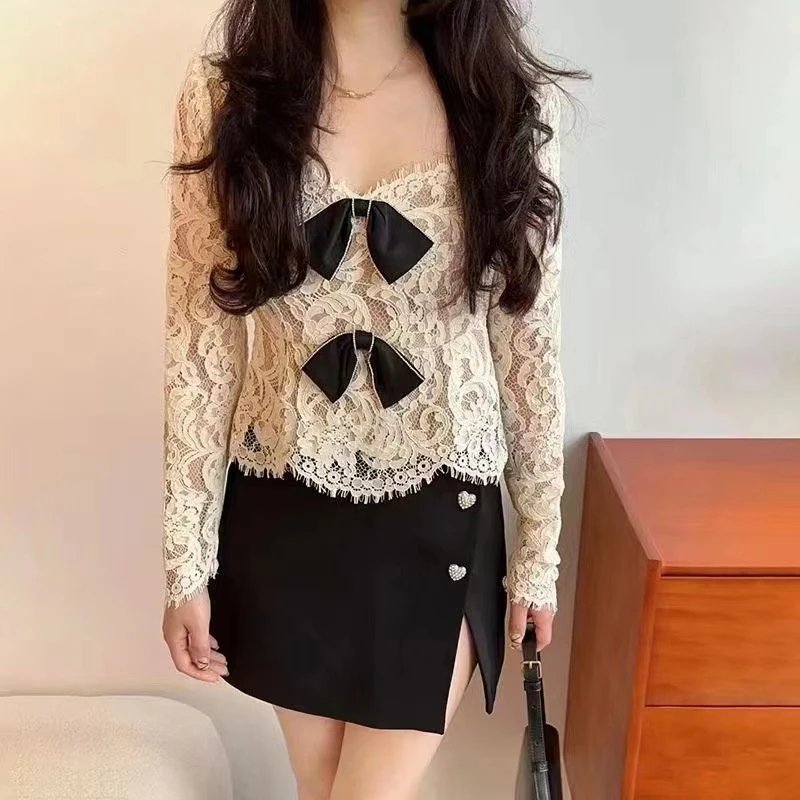 （珊珊家）原原单单蕾丝上衣长袖镂空拼接夏季洋气重工