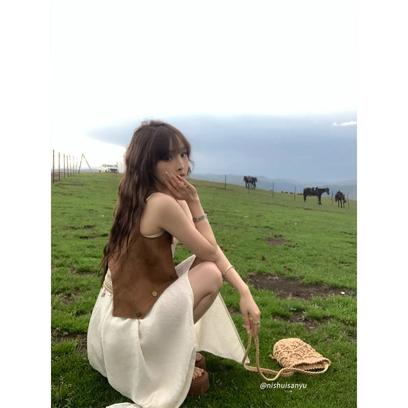 溺水三鱼 辣妹复古显瘦收腰麂皮绒手缝金属扣马甲开衫