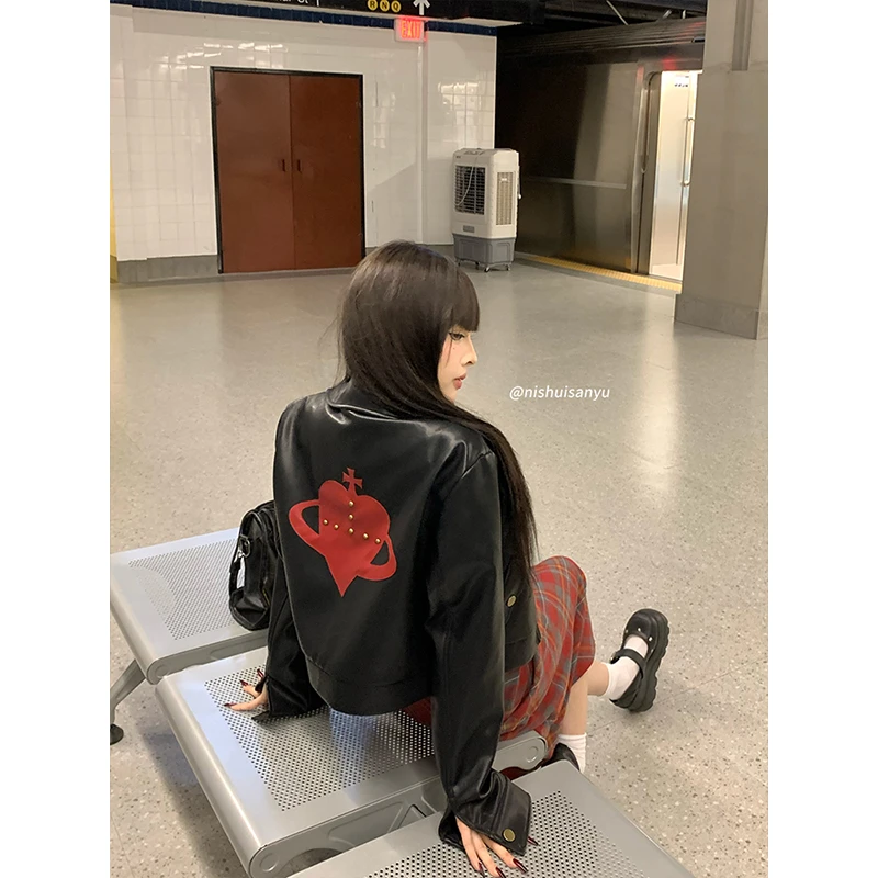 溺水三鱼【魅影红心】秋冬美式短款黑色辣妹小个子宽松休闲印花皮衣