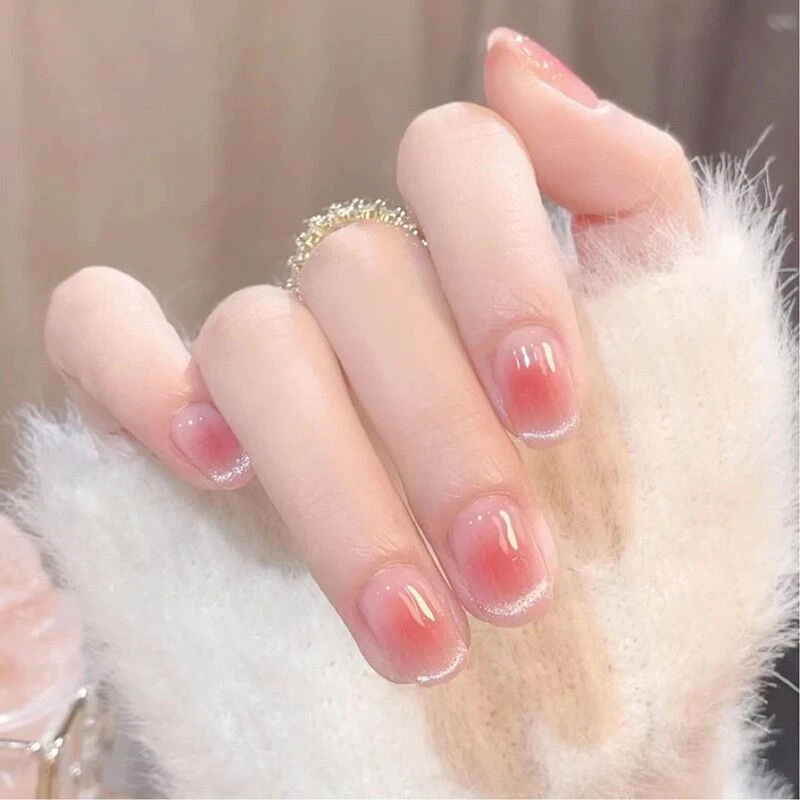 新款玫红猫眼穿戴甲高级感美甲贴片假指甲贴短款显白孕妇学生甲片