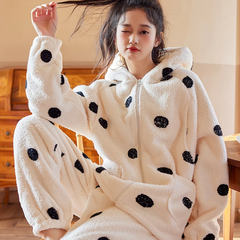 珈莹艾珊瑚绒月子服可外穿加厚加绒连帽哺乳家居服产后孕妇睡衣