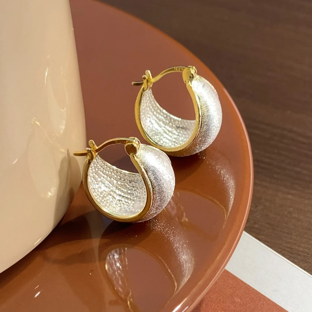 诗为 925银耳饰 时尚甜美金色拉丝圆形耳扣气质个性耳饰品GP00824