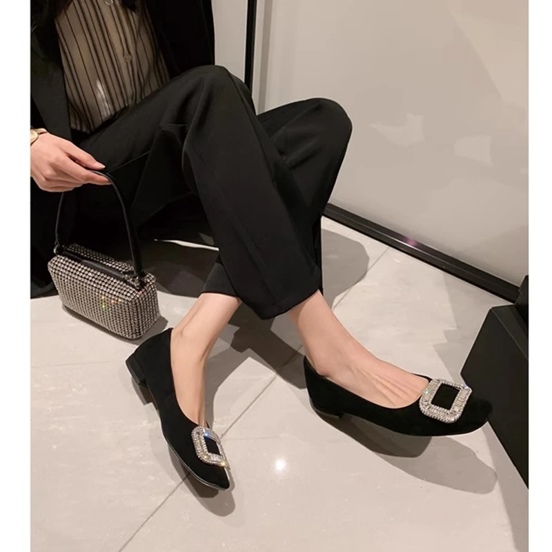 显瘦显腿长~ 粗跟方头单鞋女新款低跟浅口气质百搭平底通勤职业鞋