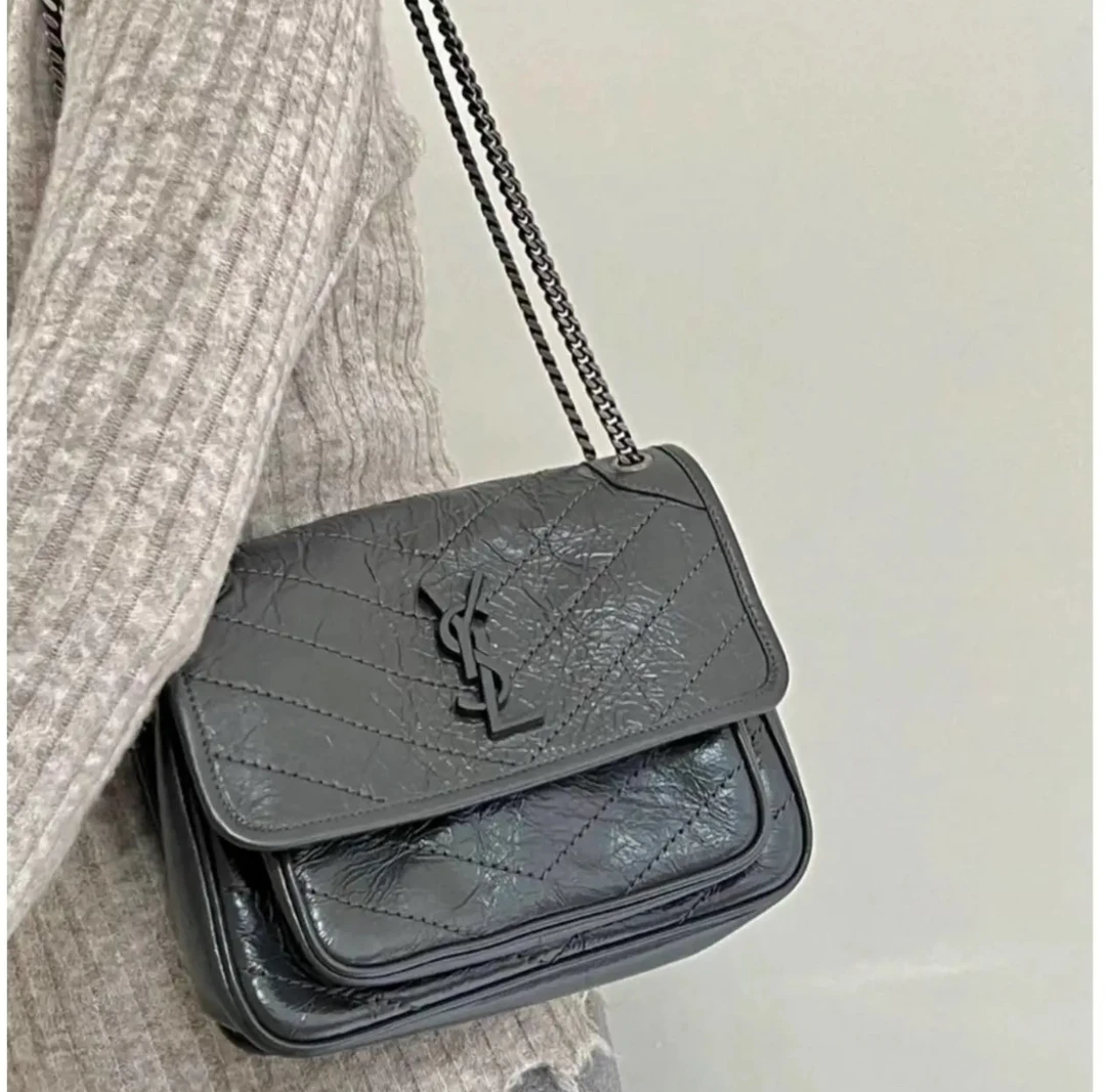 99新 YSL/圣罗兰 Niki新款D扣小号灰色单肩斜挎包