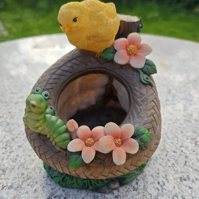小鸡毛毛虫草帽花盆