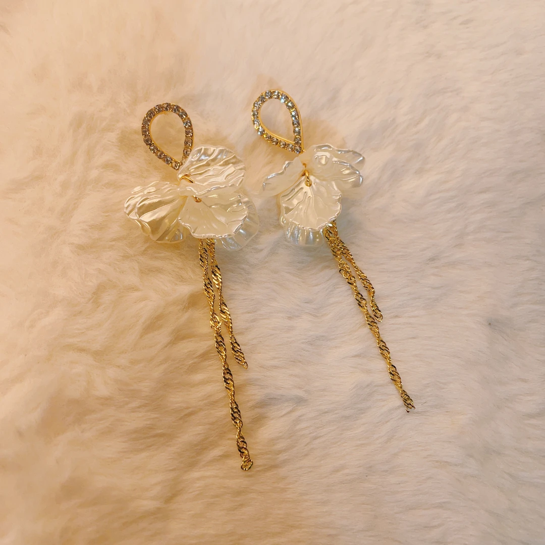 铜合金耳饰 气质轻奢时尚百搭复古简约长款满钻耳环大气E2119