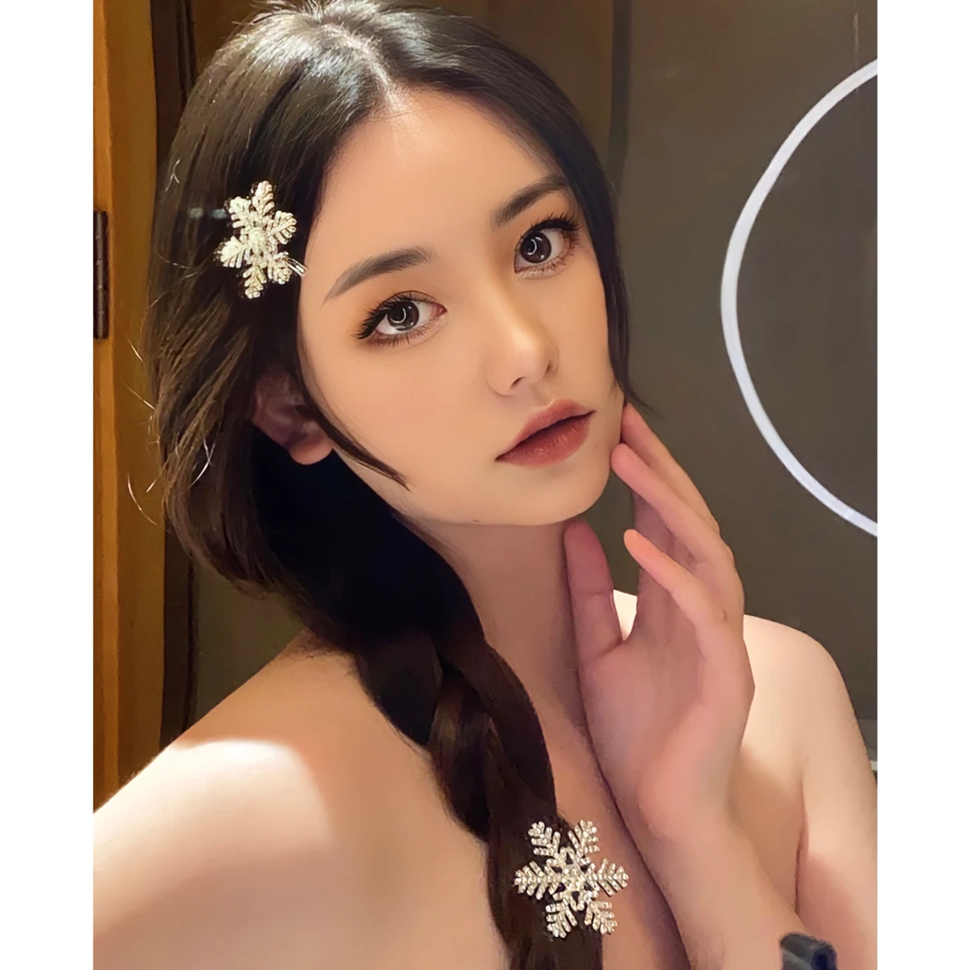 罗云熙同款雪花发夹秋冬氛围侧边刘海夹精致高级感鸭嘴夹水钻发饰