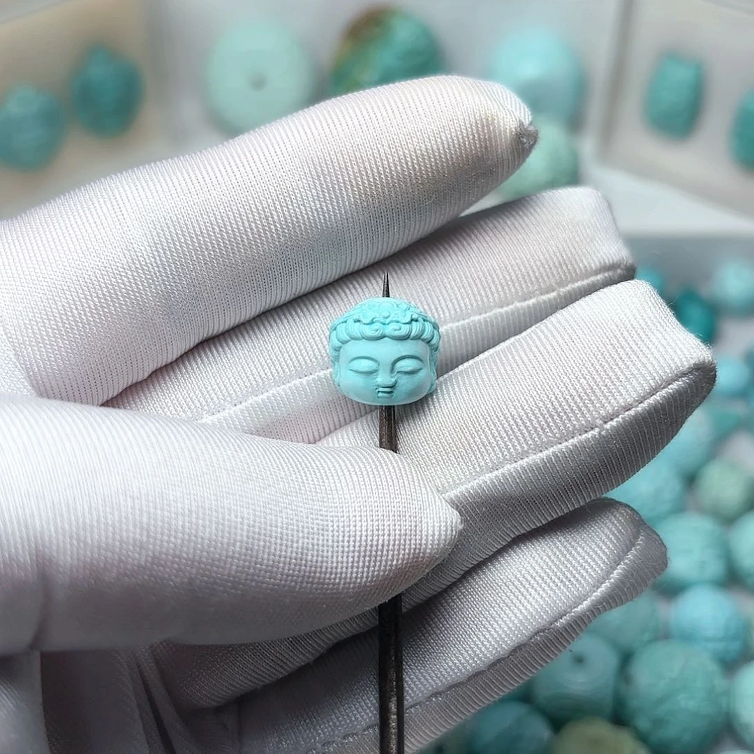 绿松石雕刻件未镶嵌