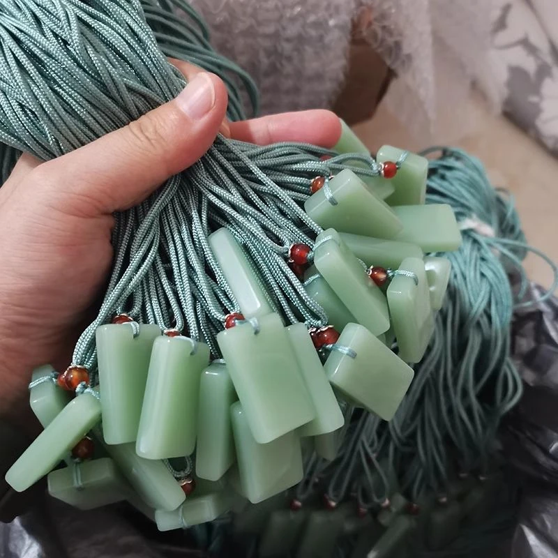绿色无事牌项链男女时尚吊坠饰品新疆玉百搭好看圆润