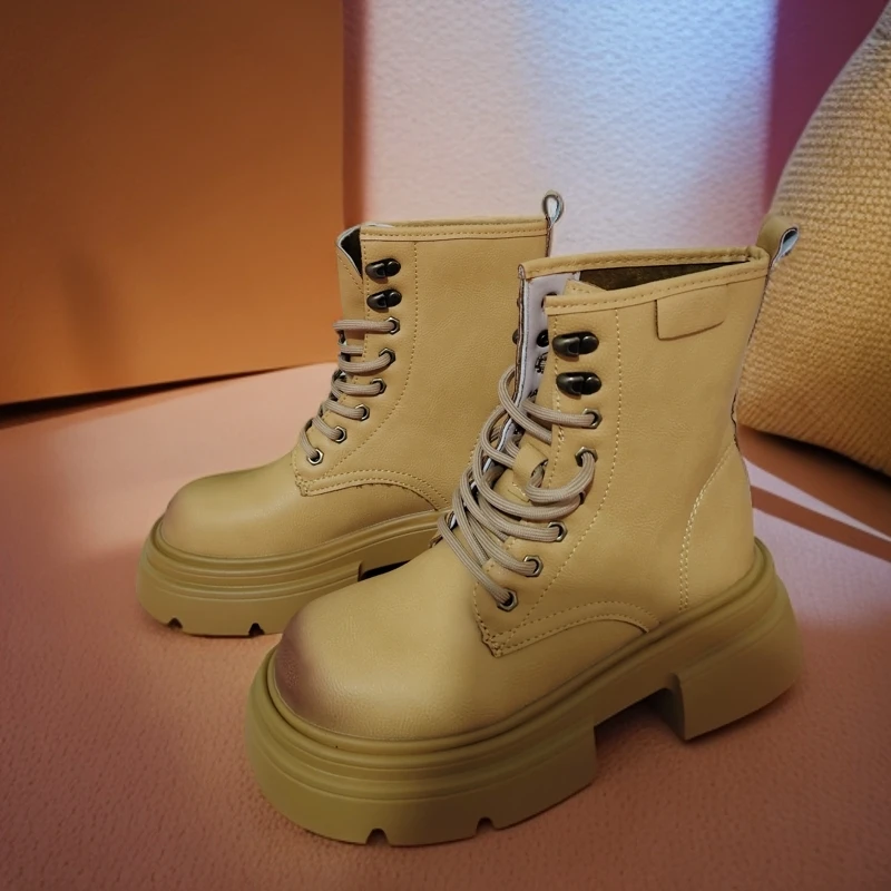 【新疆包邮】英伦做旧擦色厚底短靴机车大黄靴A716-3