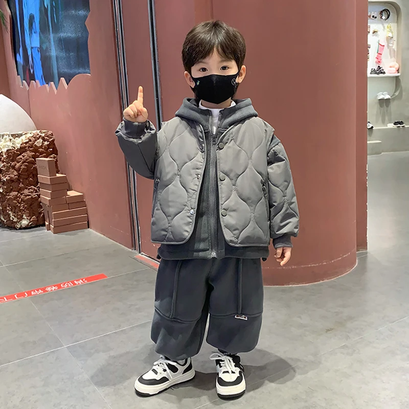 儿童棉服冬季加厚套装2024新款男童洋气保暖秋冬款棉袄马甲三件套
