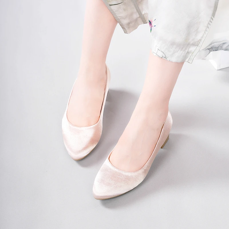 《无题》新款原创尖头香云旗袍民族风夏季素雅高跟鞋7527-19浅口