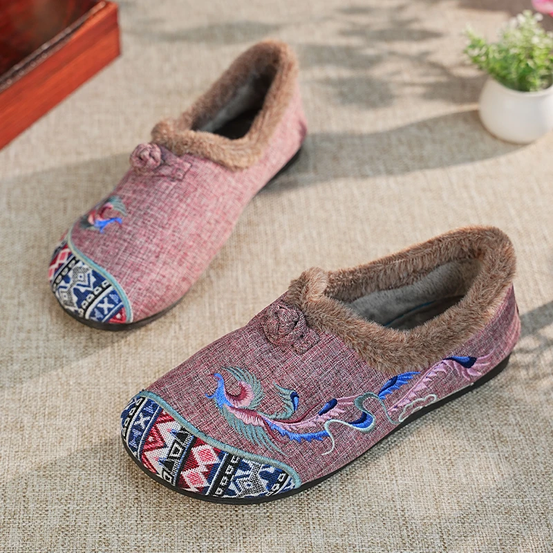 新款百搭中式刺绣棉鞋老北京布鞋软底圆头妈妈鞋DB2022-120