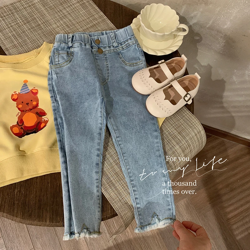 女童裤子春秋外穿儿童洋气长裤宝宝纽扣秋牛仔裤21Q014 19‘9’
