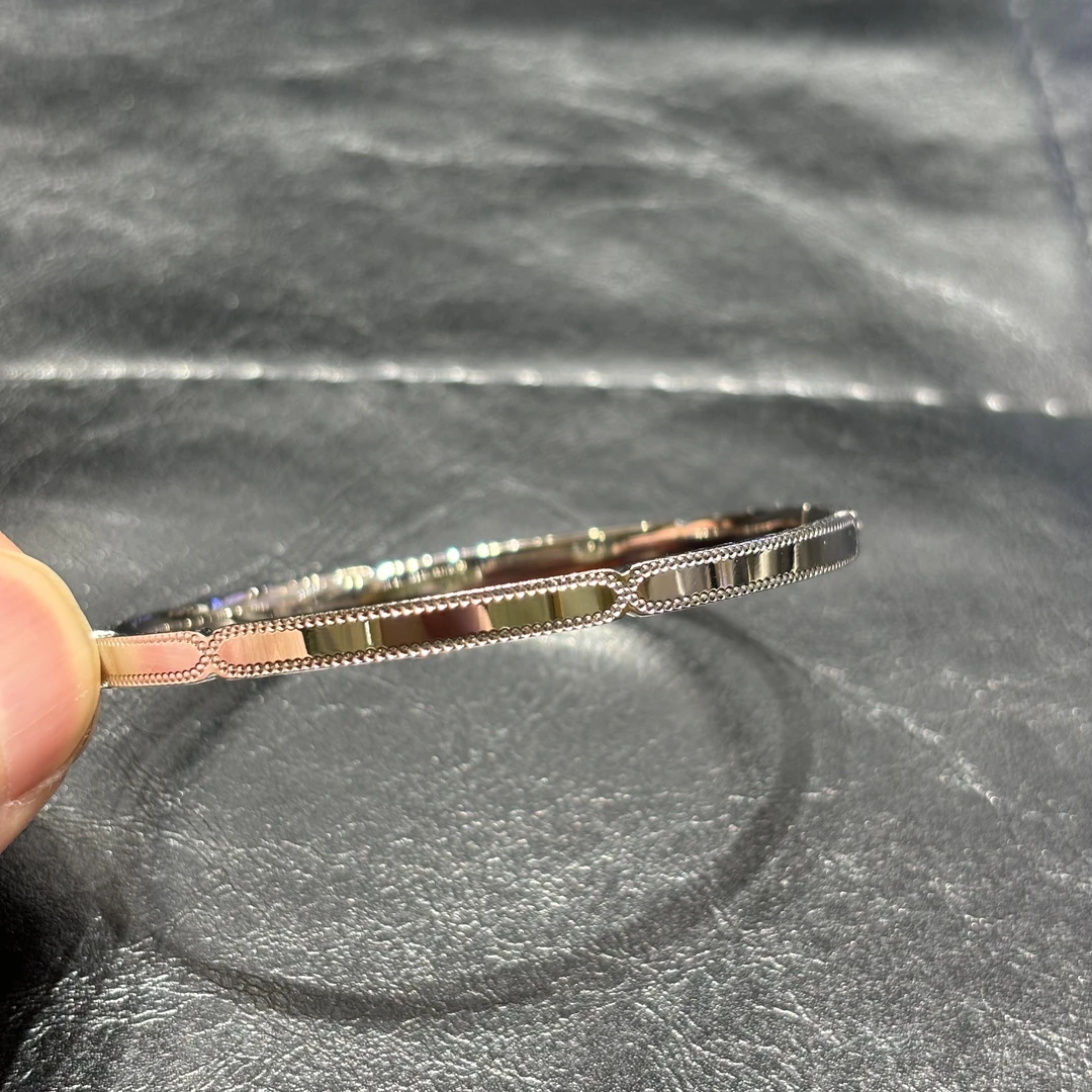 柴尔德珠宝铂金Pt950 X镜面贵妃手镯 3.8mm