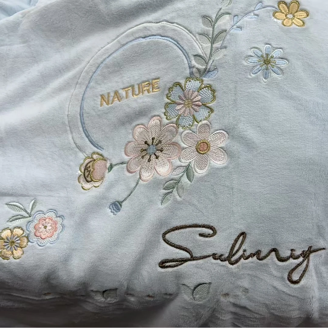 【蓝色刺绣四件套】新款刺绣3.0加厚加绒纯色四件套