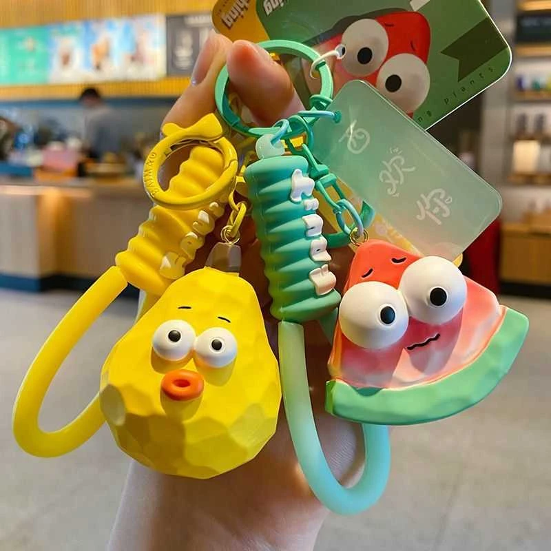 原创木雕风搞怪蔬果系列钥匙扣女创意爆眼西瓜大葱钥匙链书包挂