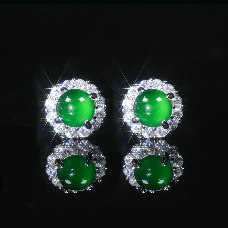 天然A货翡翠耳钉围镶圆形镶嵌满绿冰百搭轻奢款镶嵌玉石翡翠耳饰