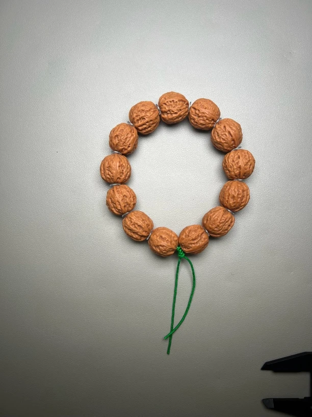 野生胖墩墩鱼鳞纹小核桃串