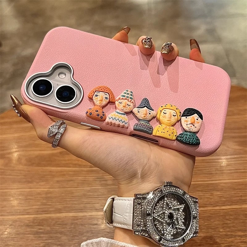 粉色金属镜框公仔适用苹果16promax手机壳新女款高级皮纹防摔全包