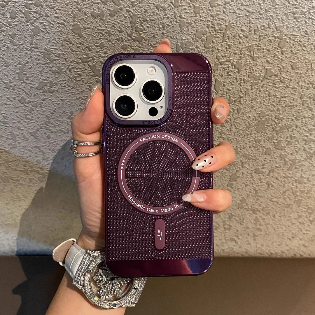 适用苹果15promax手机壳高级感新款大孔金属圈磁吸散热保护套防摔