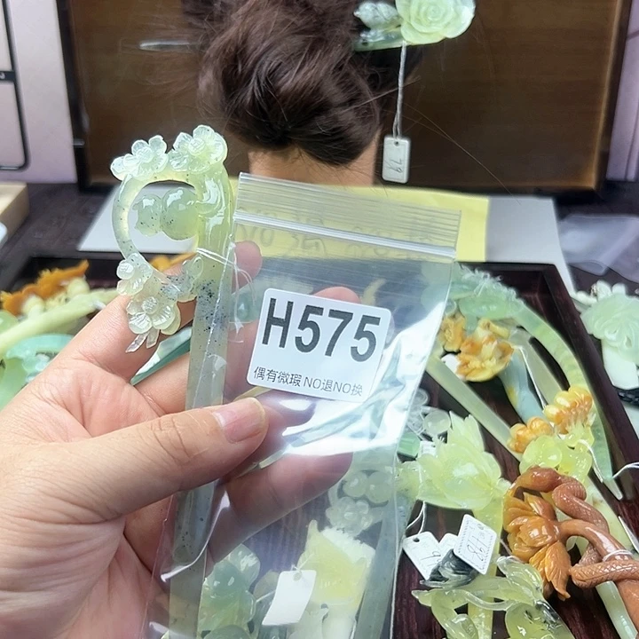蛇纹石玉发饰合金狐****吖