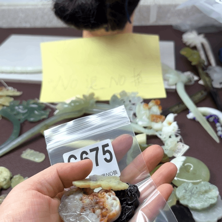 蛇纹石玉发饰合金A****李