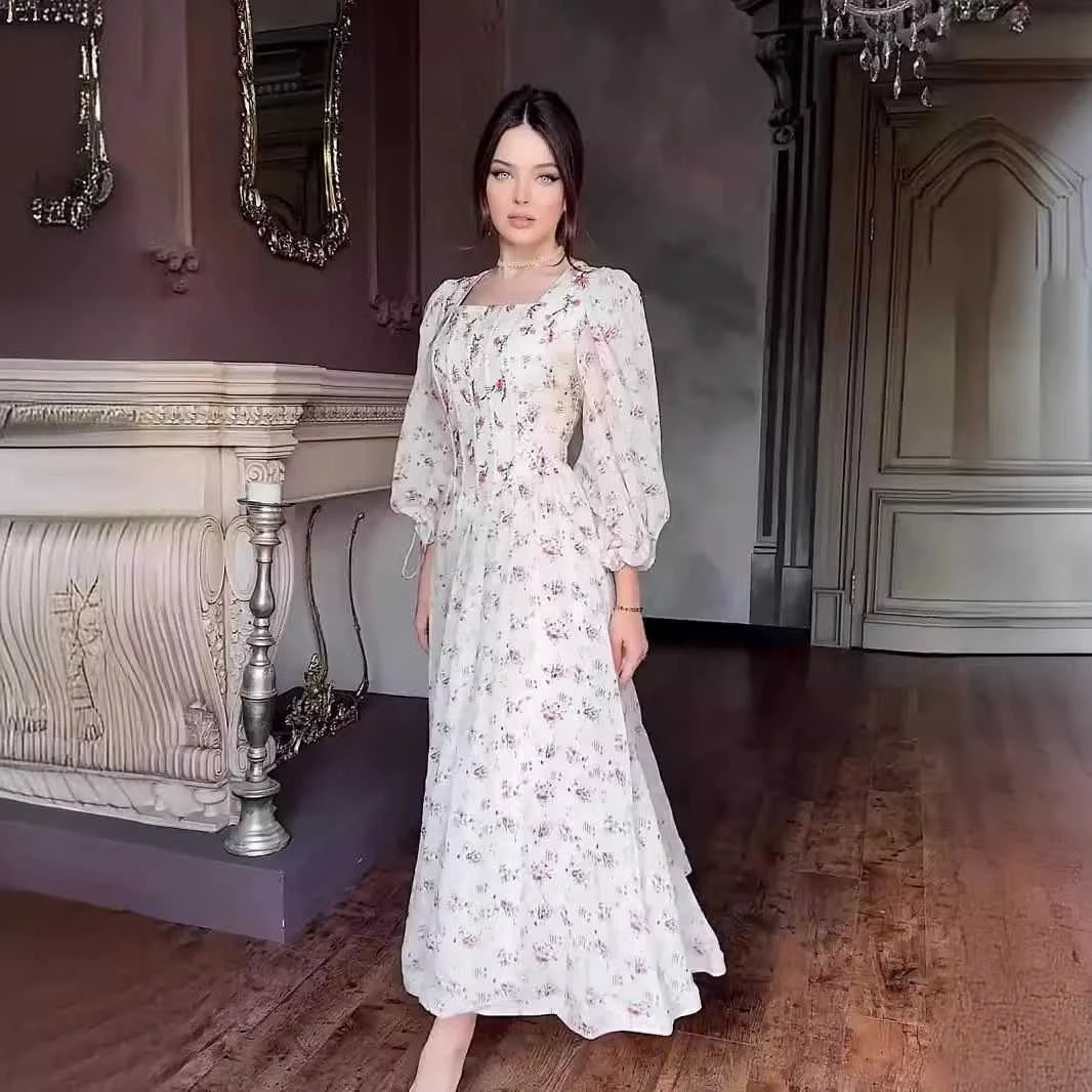 晚会礼服欧美裙子2025新款碎花仙女知性风收腰方领系带长款连衣裙