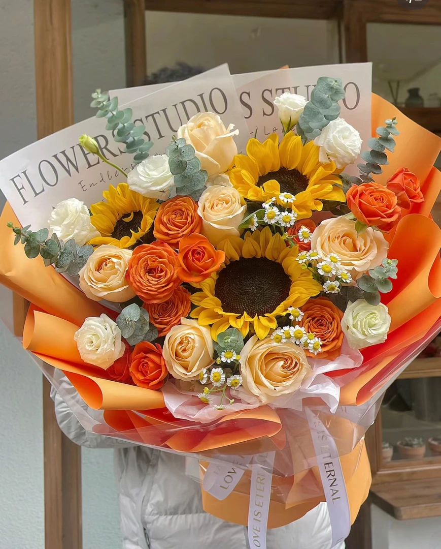 向日葵玫瑰混搭花束全国同城配送三八女神节花束送花上门送朋友