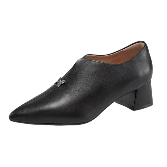 St&Sat/星期六新款深口粗跟单鞋方跟约会通勤尖头时尚女鞋春秋