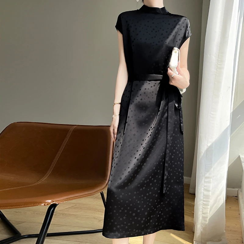 洋气夏季新款立领波点气质黑色连衣裙女士宽松显瘦后开叉长裙裙子